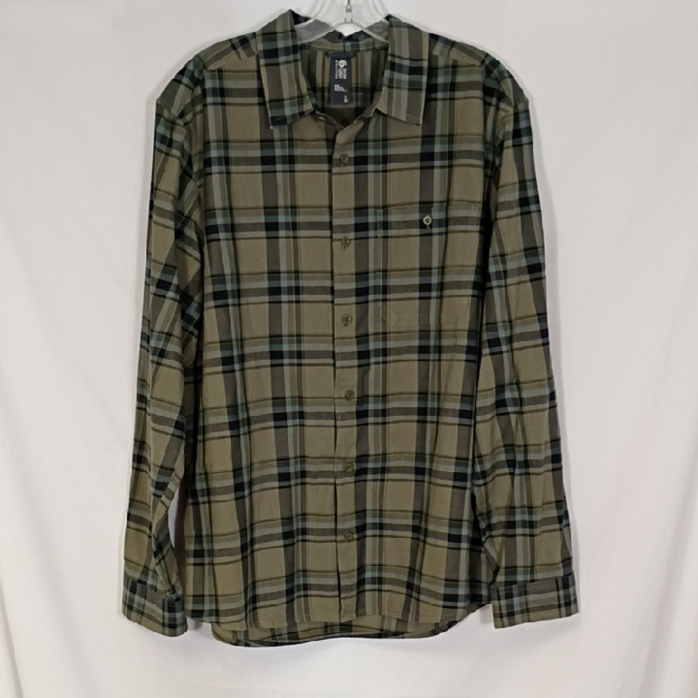 EUC Mountain Hardwear Men's Olive and Black Plaid Button-Down Shirt Size Large